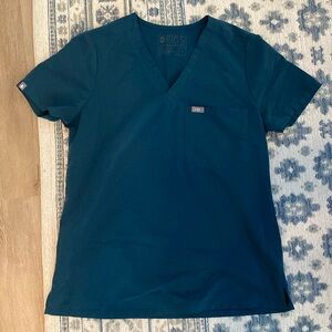 Figs Catarina One Pocket Scrub Top
